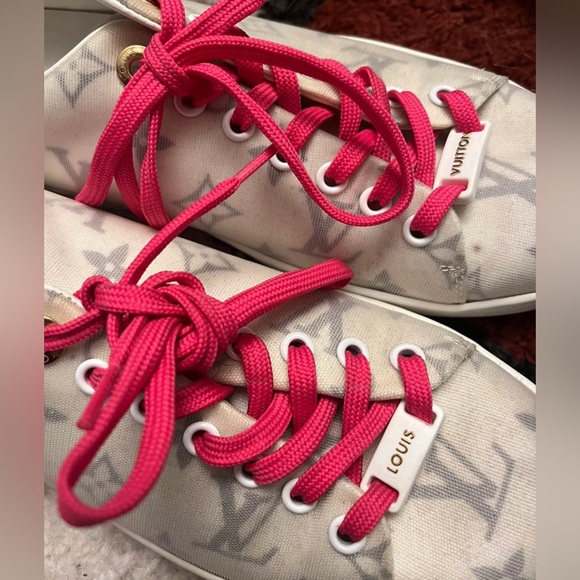 I got these as a present but the fit big, I used them 3 times - Picture 3 of 7